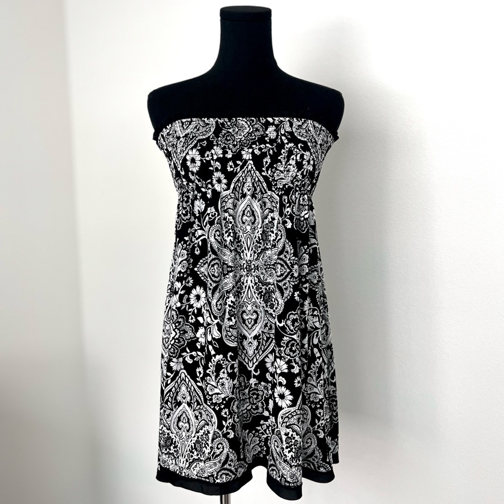 White House Black Market Black and White Boho Tube Dress in Size XS